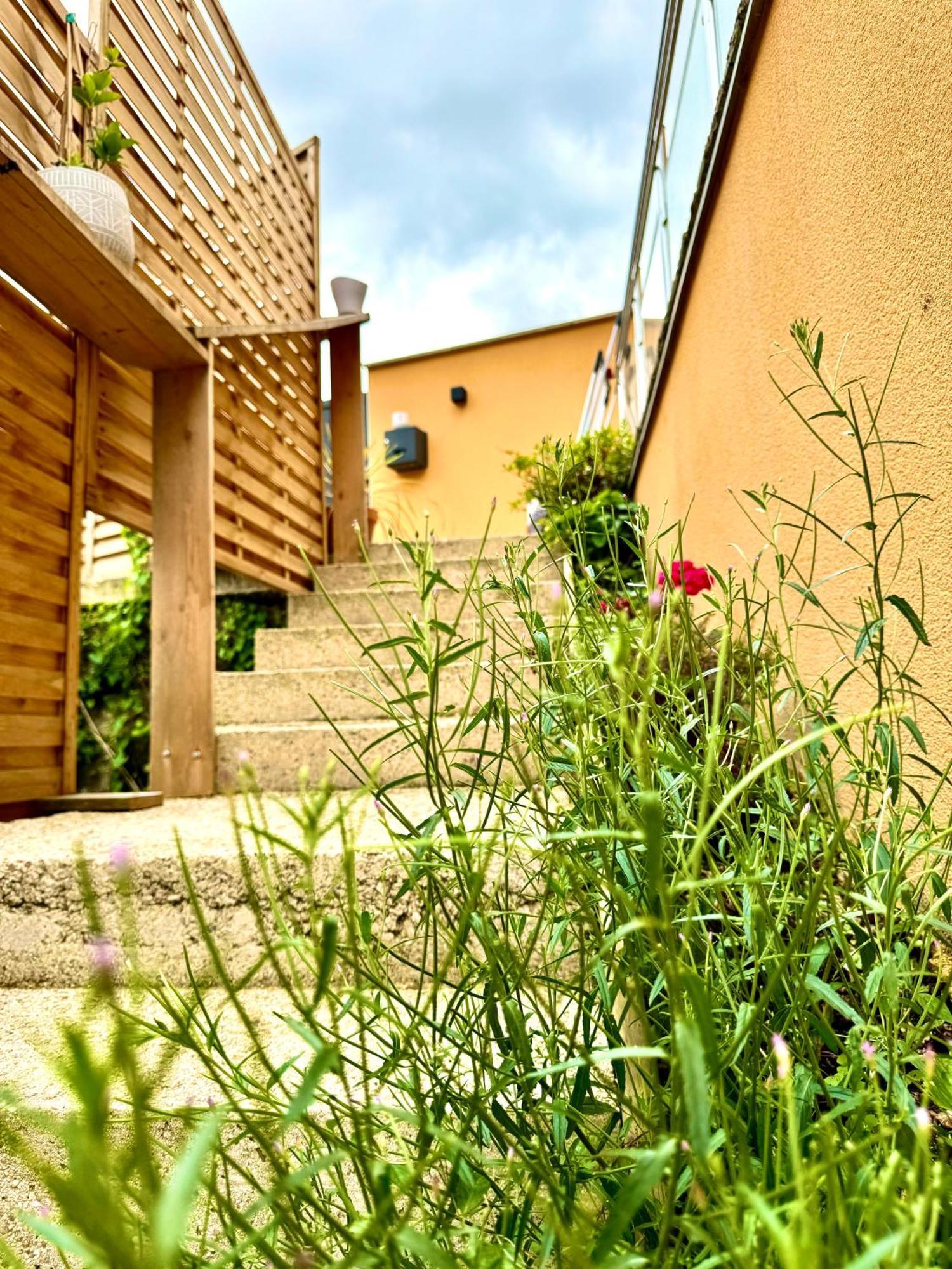 Duplex Vip Jacuzzi A 15Min De Disneyland Paris Et 1H De Paris Quincy-Voisins Eksteriør billede