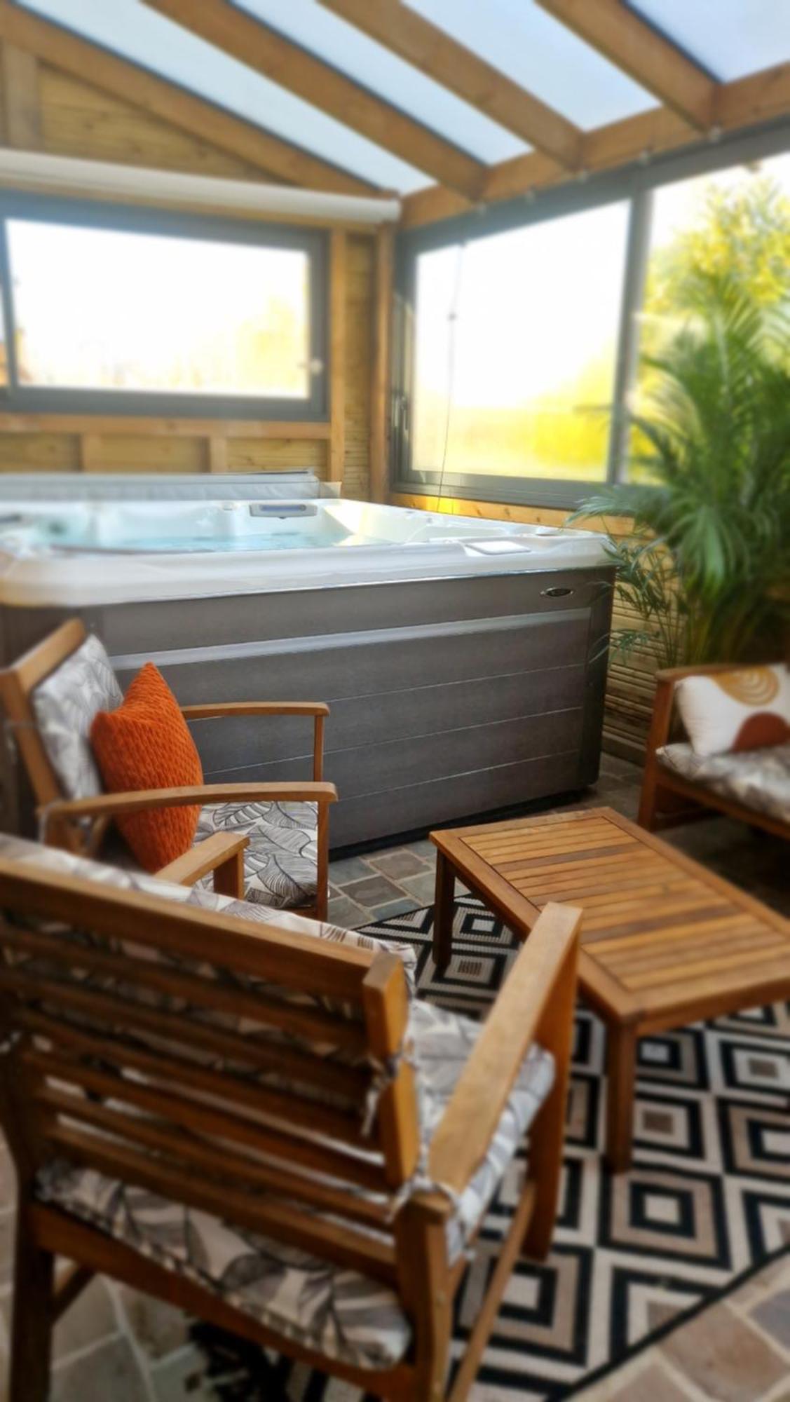 Duplex Vip Jacuzzi A 15Min De Disneyland Paris Et 1H De Paris Quincy-Voisins Eksteriør billede